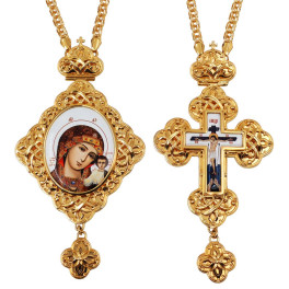 Bishop's set made of gold-plated brass with chains