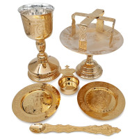 Eucharistická souprava ve zlacení