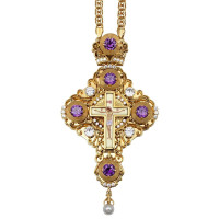 Cross for priest made of brass in gilding with jewelry and chain Cross for priest made of brass in gilding with jewelry and chain