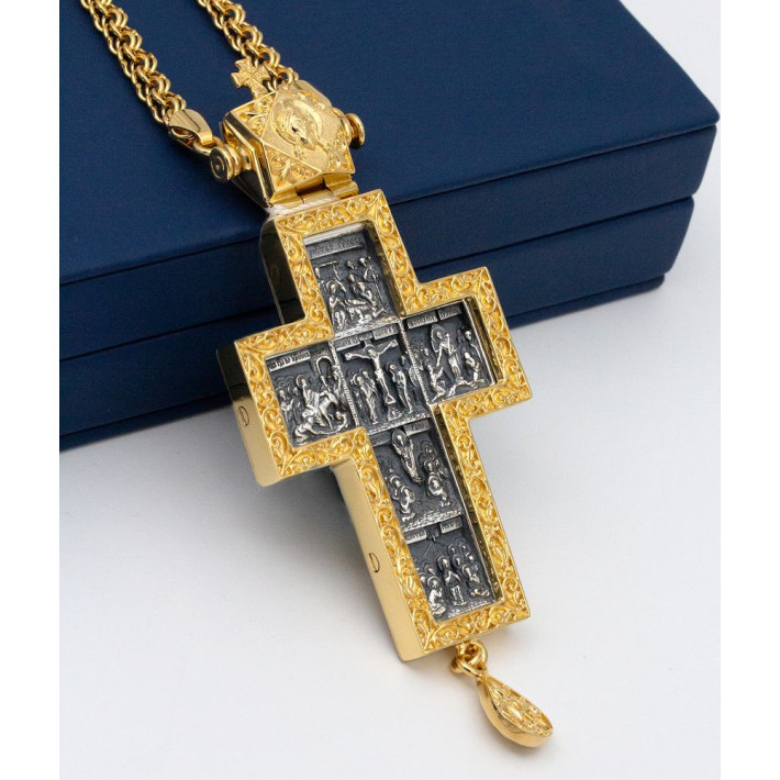 Brass pectoral cross in gilt with rhodium-plating and chain