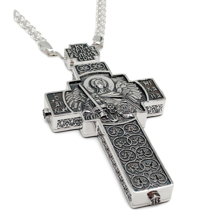 Brass pectoral cross in silver plated with chain