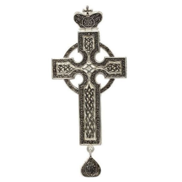 Cross for a priest, made of brass with a silver-plated finish and blackened accents Cross for a priest, made of brass with a silver-plated finish and blackened accents