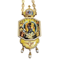 Pozlacená mosazná panagia se třemi plaketami a řetězem